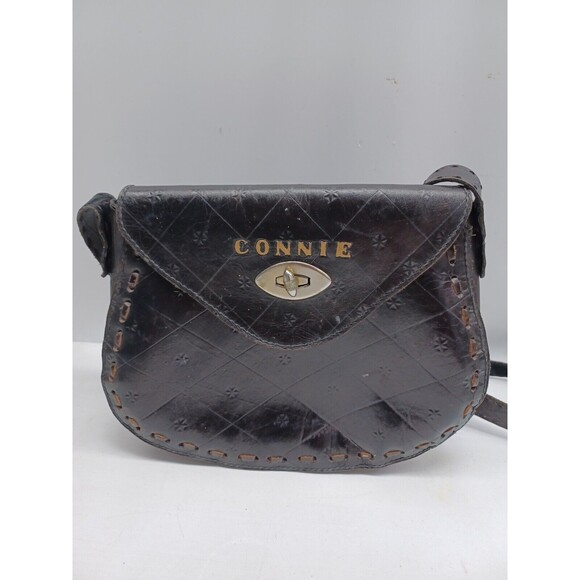 Vtg Black Leather Saddle Crossbody Handbag Foldover Connie Twist Lock Quilted - Picture 3 of 12